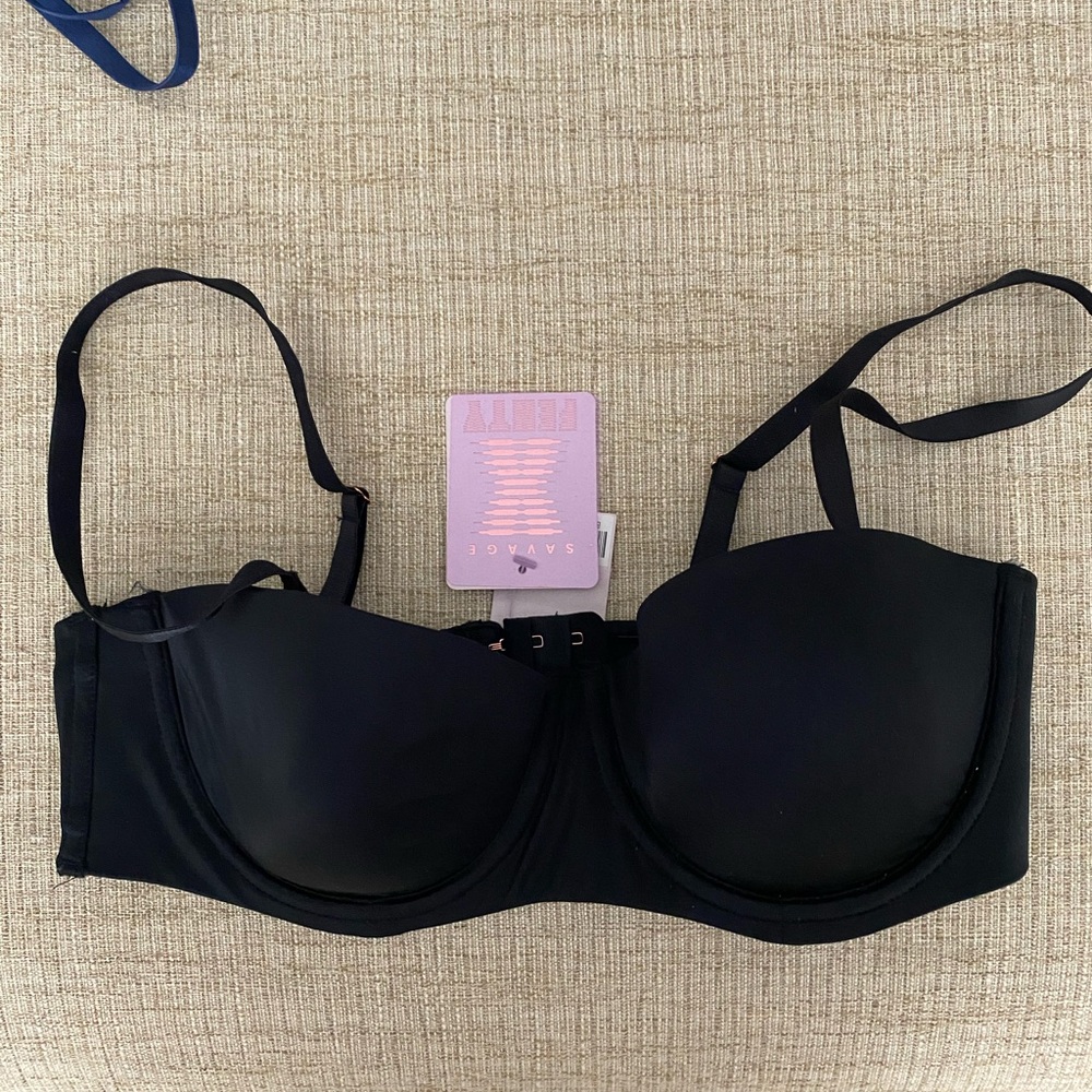 Fenty X Savage Strapless bra